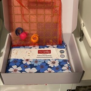 Blue Floral Quilting Fabric Set